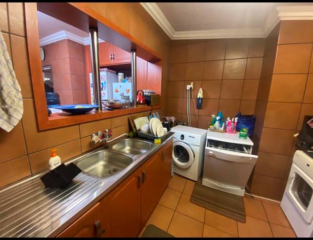 4 BEDROOM HOUSE FOR SALE IN DENNESIG